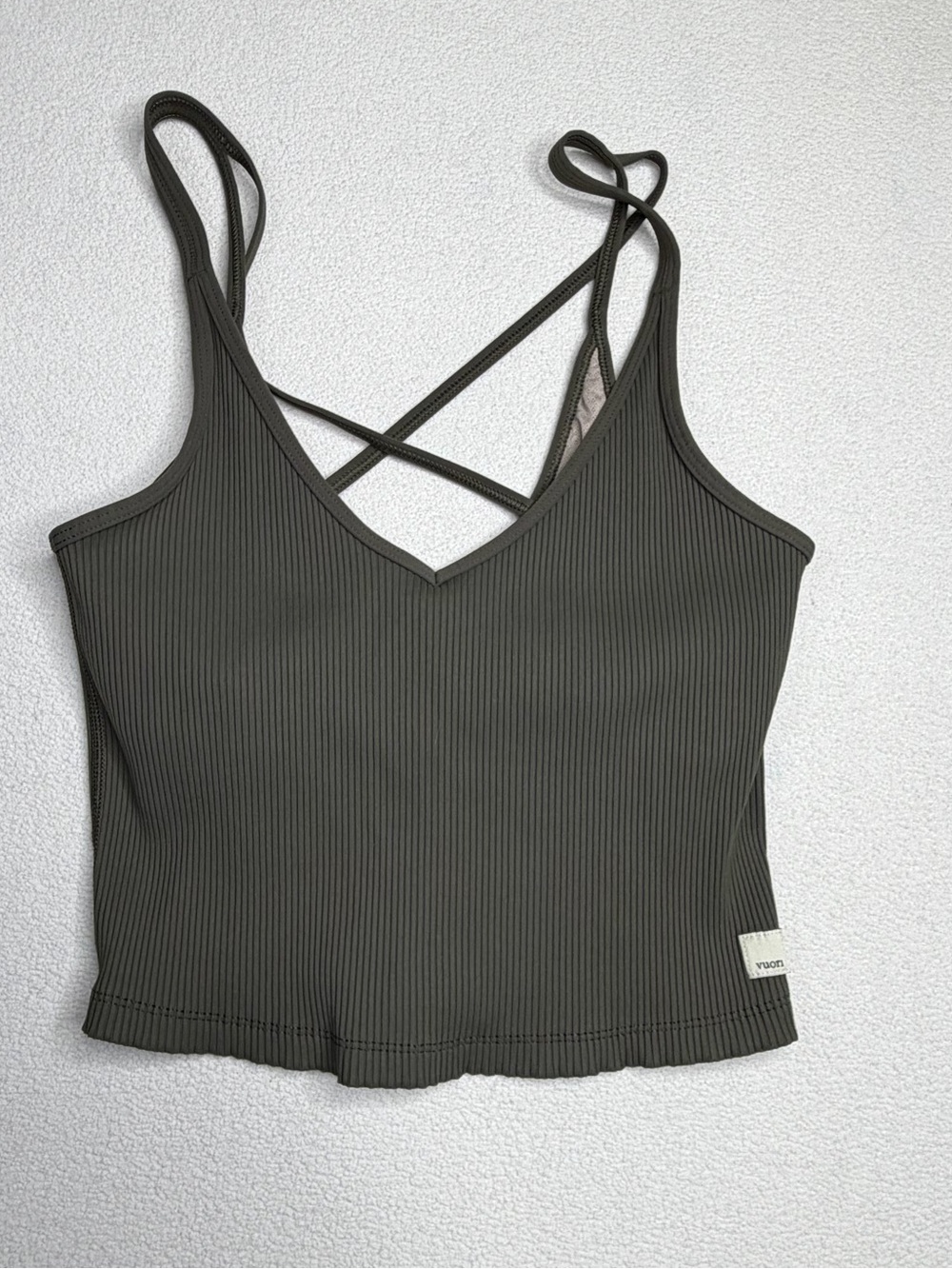 Vuori Rib Crop Top - Picture 5 of 11